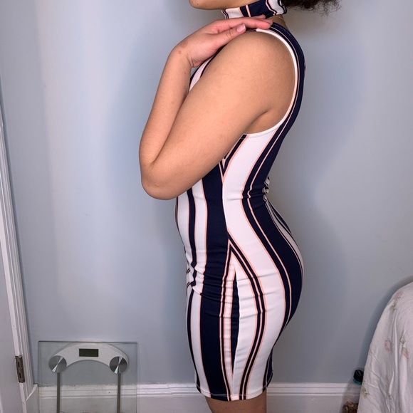 Fancy Dress ✨ - Picture 3 of 6